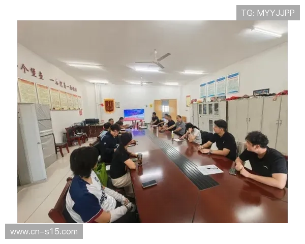 教练员联席会议召开，明确安全保障措施与场地纪律要求