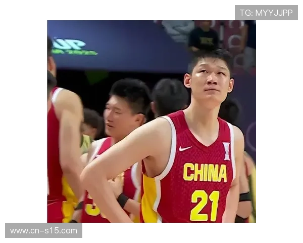 胡金秋带伤作战显领袖风范，广厦内线核心轻伤不下火线